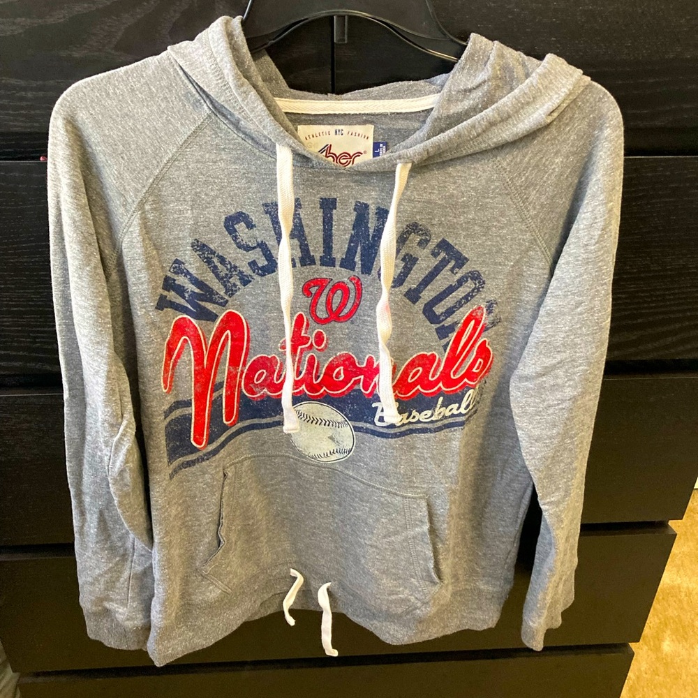 Washington Nationals sweatshirt